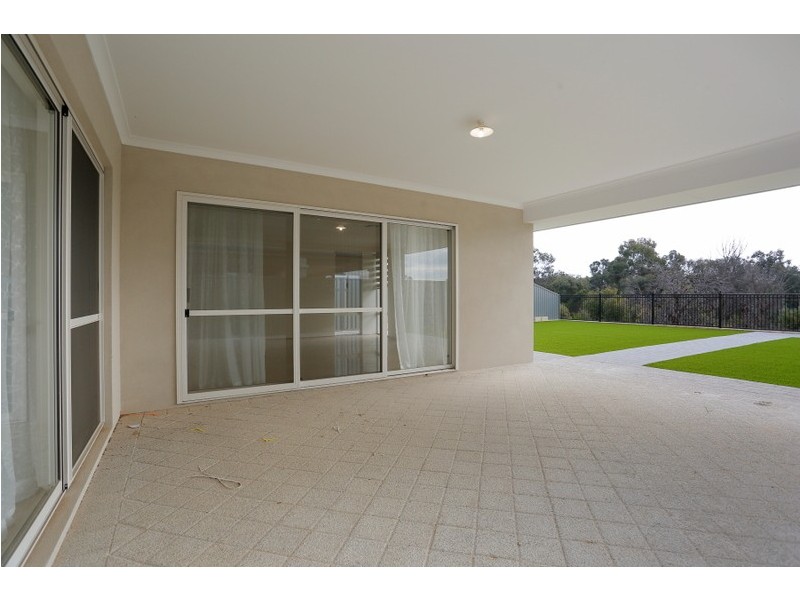 21 Chambri Chase, Success WA 6164