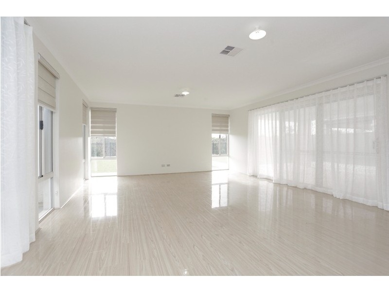 21 Chambri Chase, Success WA 6164