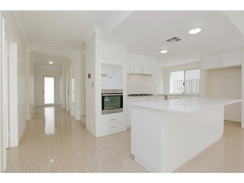 21 Chambri Chase, Success WA 6164