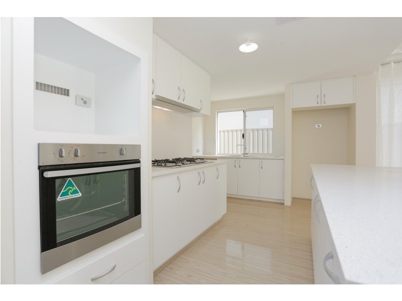 21 Chambri Chase, Success WA 6164