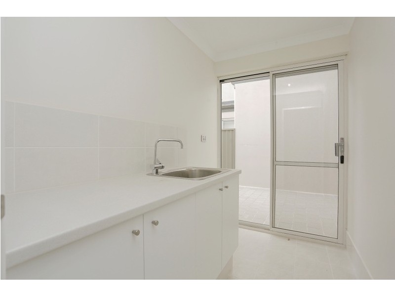 21 Chambri Chase, Success WA 6164