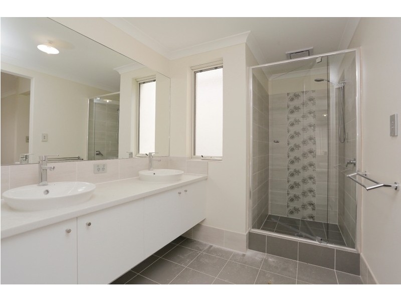 21 Chambri Chase, Success WA 6164