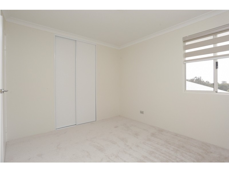 21 Chambri Chase, Success WA 6164