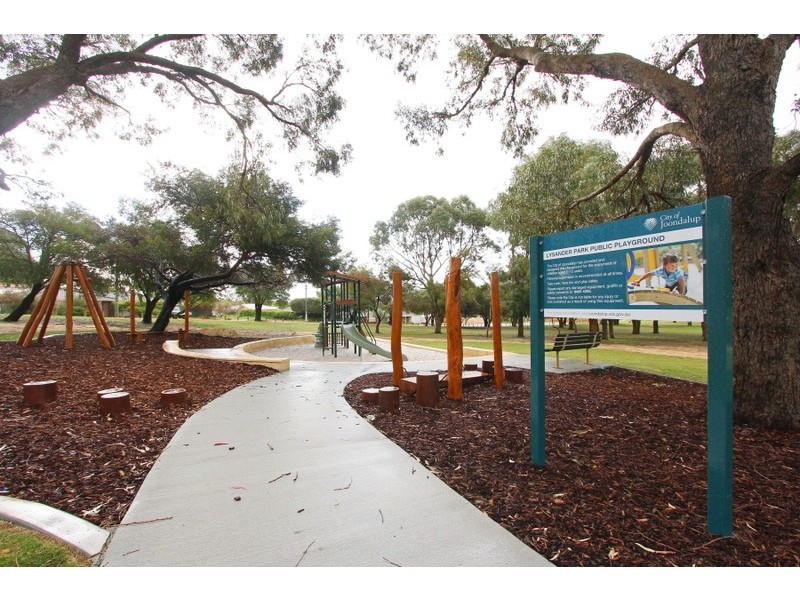 75 Lysander Drive, Heathridge WA 6027