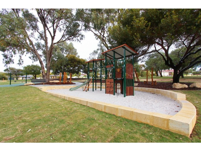 75 Lysander Drive, Heathridge WA 6027