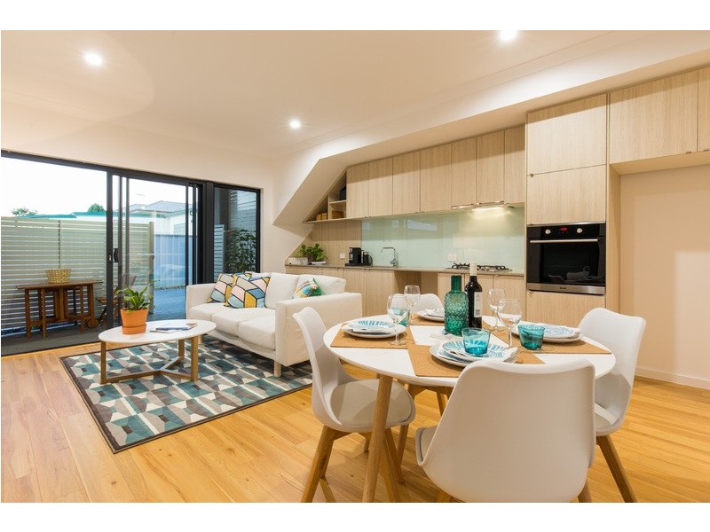 1/8 Salisbury Road, Rivervale WA 6103