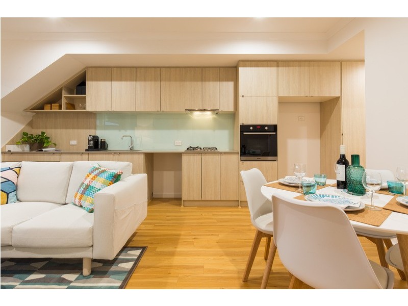 1/8 Salisbury Road, Rivervale WA 6103