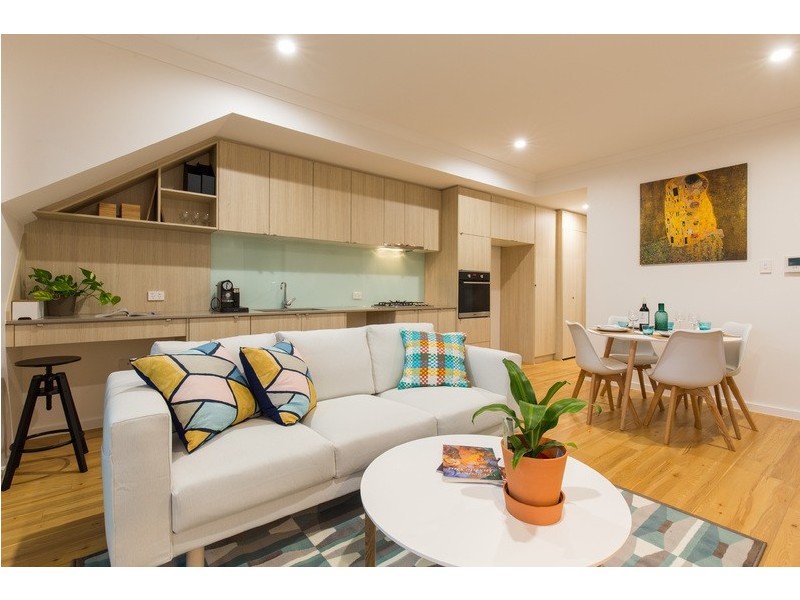 1/8 Salisbury Road, Rivervale WA 6103