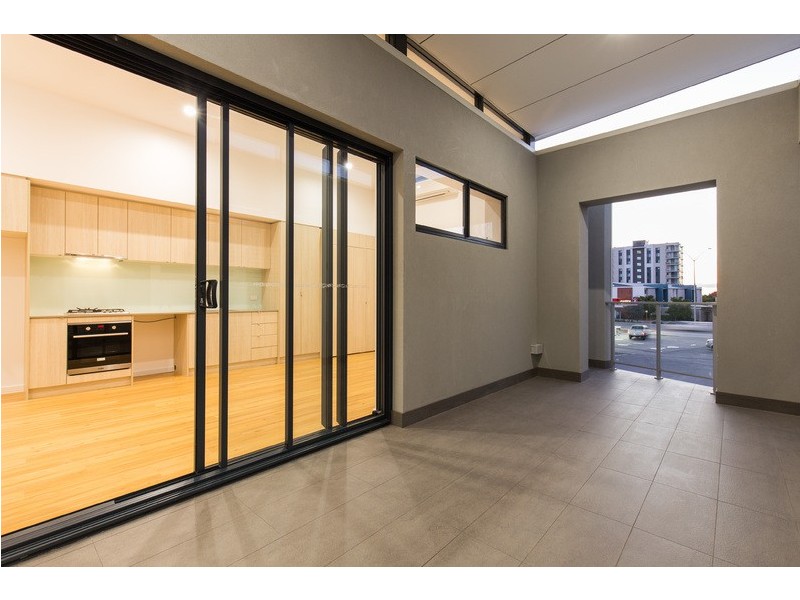 1/8 Salisbury Road, Rivervale WA 6103