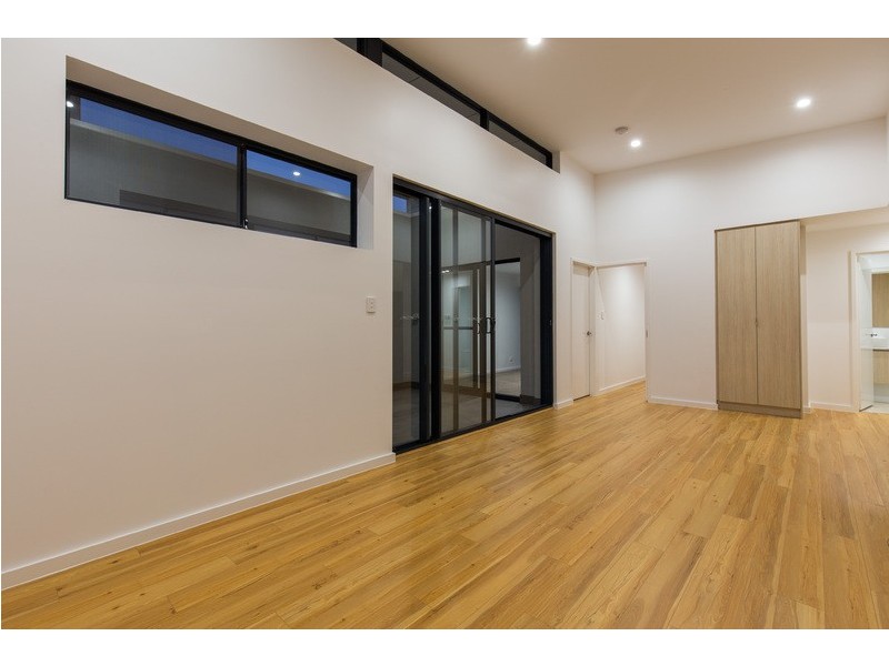 1/8 Salisbury Road, Rivervale WA 6103