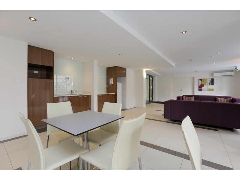 21/8 Horden Street, Victoria Park WA 6100