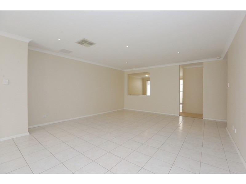 139 Shreeve Road, Canning Vale WA 6155