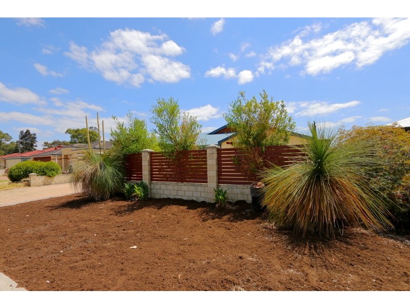 6 Brookman Avenue, Langford WA 6147