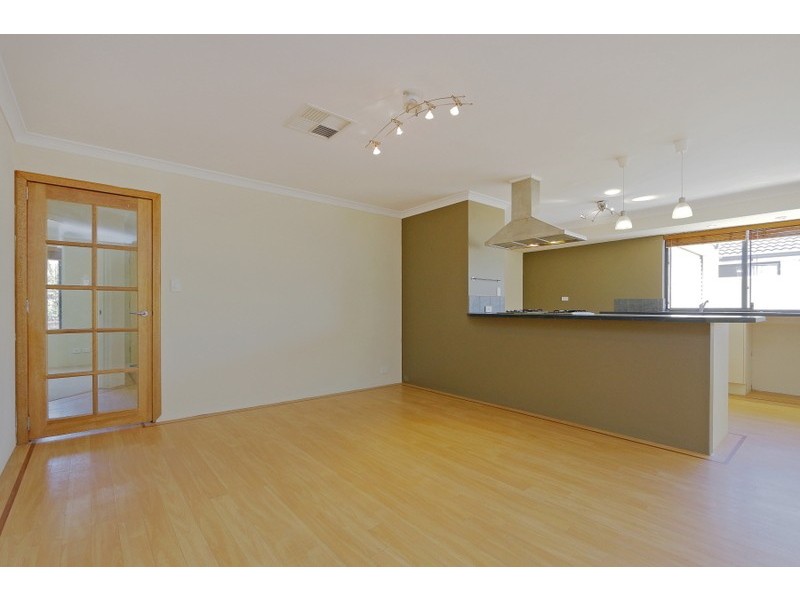 6 Brookman Avenue, Langford WA 6147