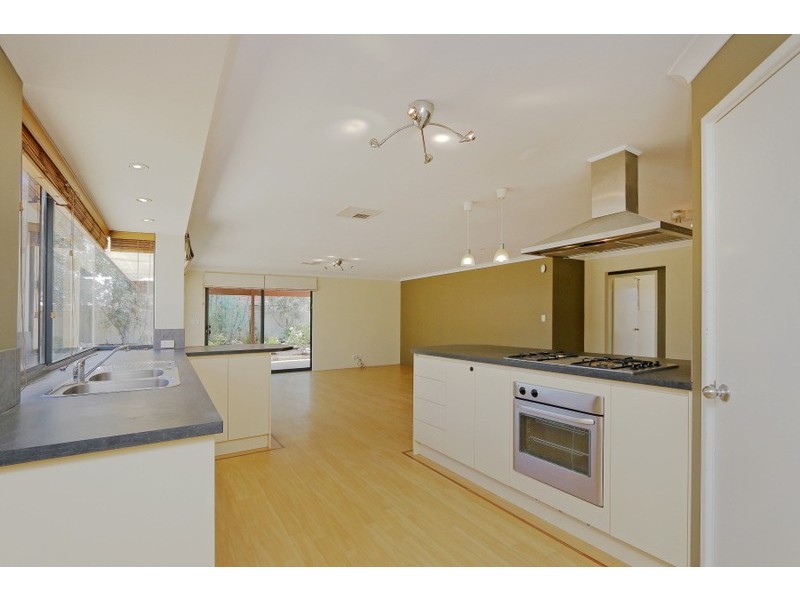 6 Brookman Avenue, Langford WA 6147