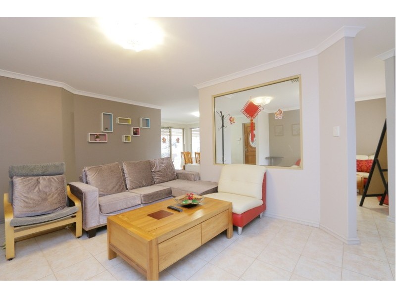 33 Esther Street, Rivervale WA 6103