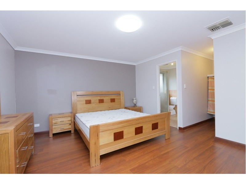 33 Esther Street, Rivervale WA 6103