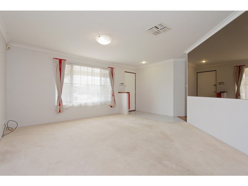 20 Winchester Place, Ballajura WA 6066