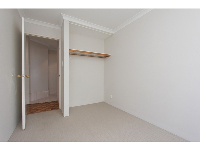 20 Winchester Place, Ballajura WA 6066