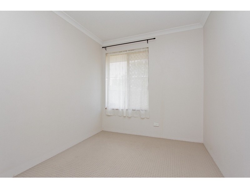 20 Winchester Place, Ballajura WA 6066