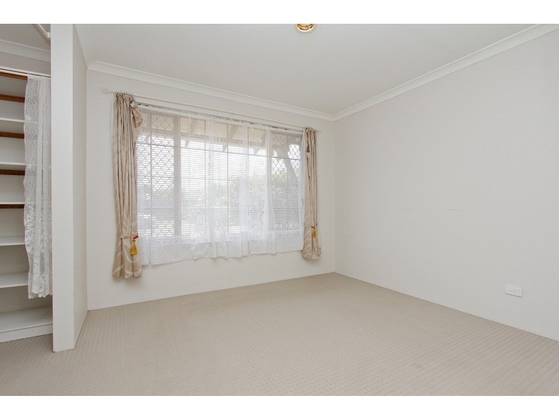 20 Winchester Place, Ballajura WA 6066