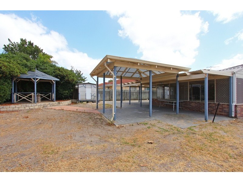 20 Winchester Place, Ballajura WA 6066