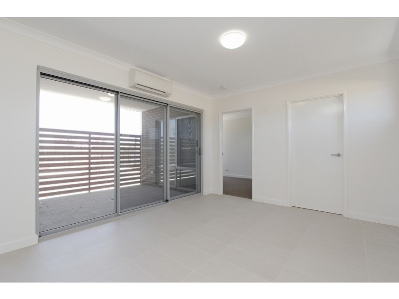 Level 1/73/54 Station Street, Cannington WA 6107