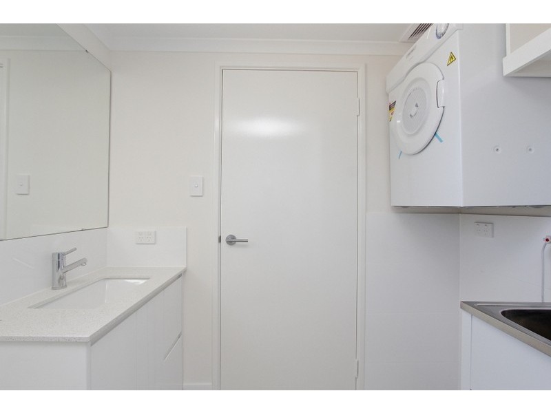 Level 1/76/54 Station Street, Cannington WA 6107