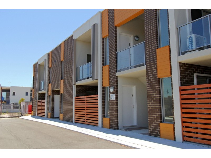Level 1/70/54 Station Street, Cannington WA 6107