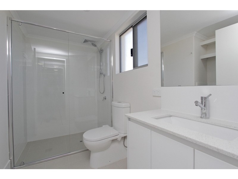 Level 1/70/54 Station Street, Cannington WA 6107