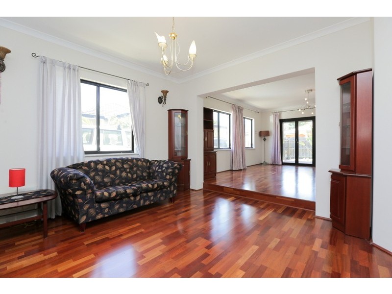 159 St Kilda Road, Rivervale WA 6103