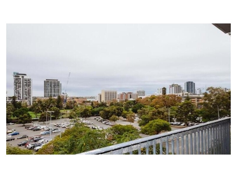 35/38-42 Waterloo Crescent, East Perth WA 6004