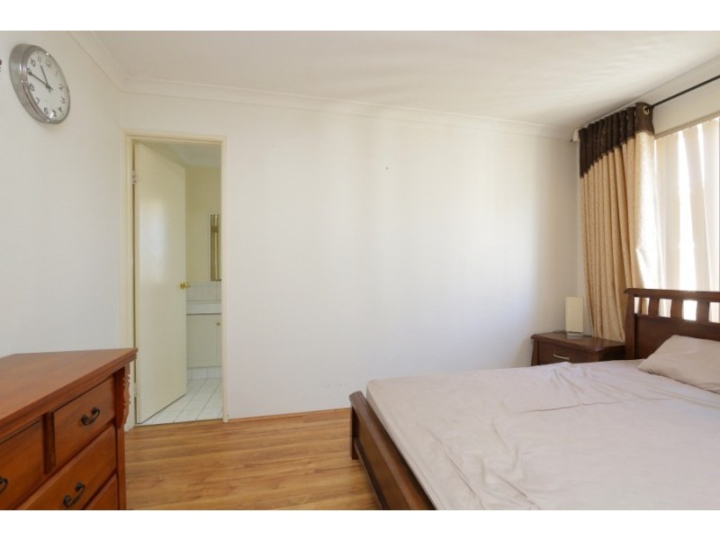 B/11 Chester Street, Belmont WA 6104