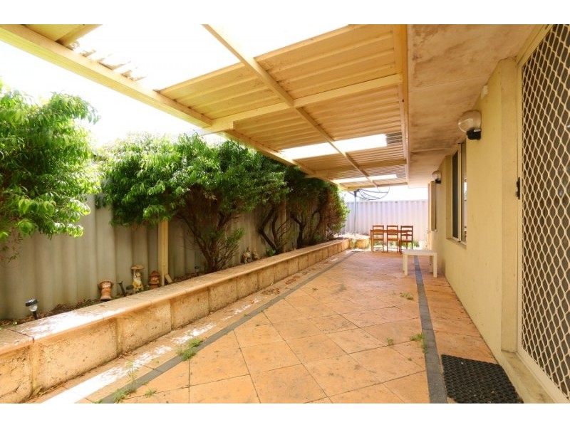 B/11 Chester Street, Belmont WA 6104