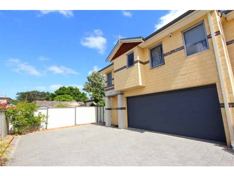 16D Pollard Street, Glendalough WA 6016