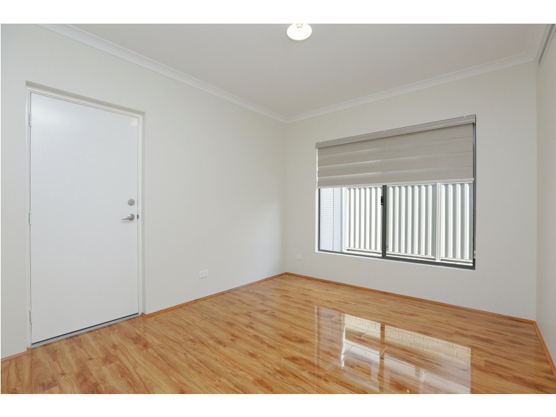 19 Chambri Chase, Success WA 6164