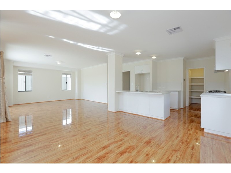 19 Chambri Chase, Success WA 6164