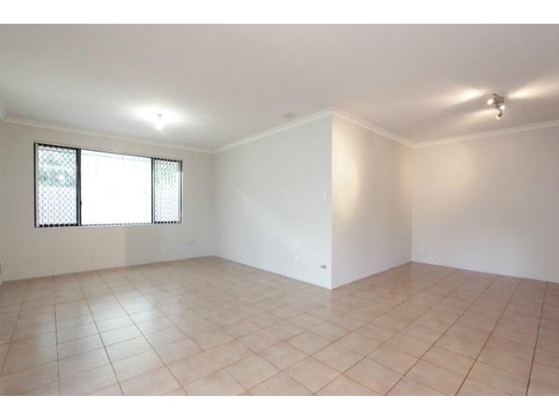 12 Headley Place, Bayswater WA 6053