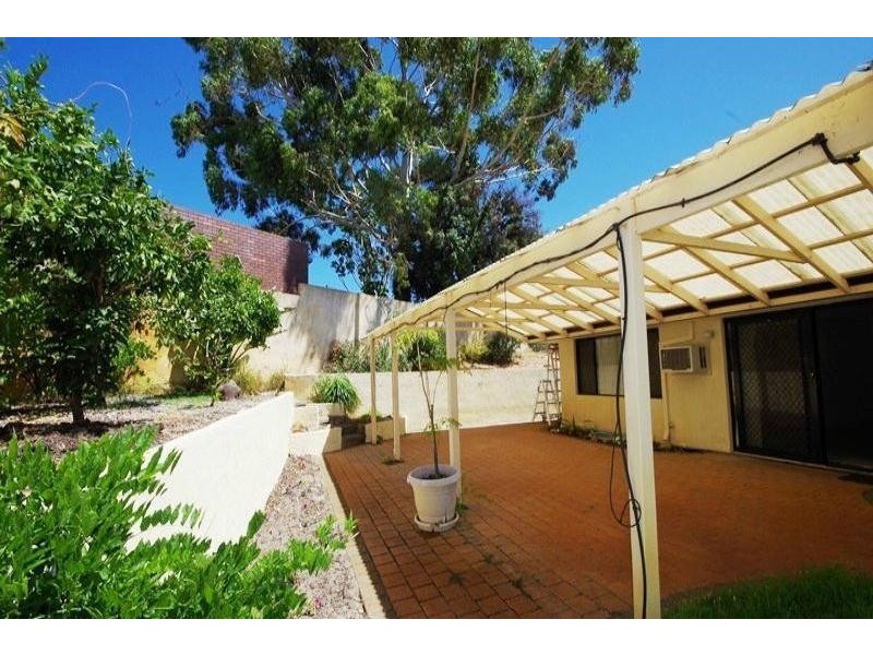 12 Headley Place, Bayswater WA 6053