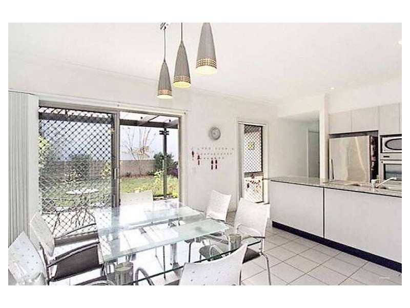 32 Tooth Avenue, Newington NSW 2127