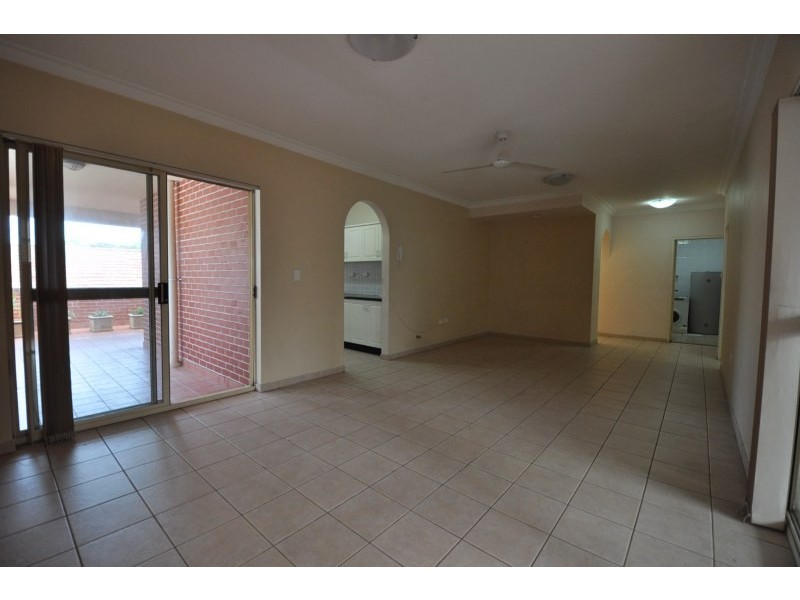 Unit 2/32 Burlington Road, Homebush NSW 2140