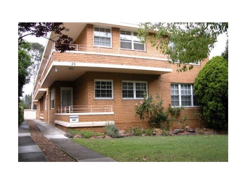 Unit 2/24 Burlington Road, Homebush NSW 2140