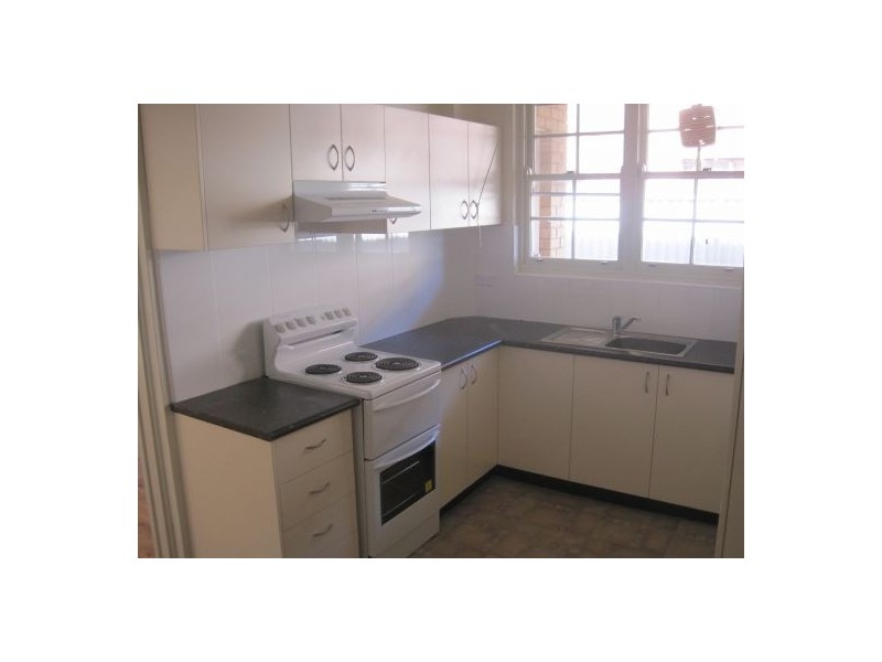 Unit 2/24 Burlington Road, Homebush NSW 2140