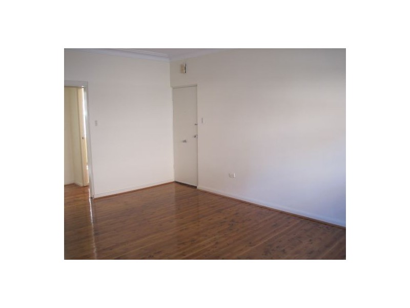 Unit 2/24 Burlington Road, Homebush NSW 2140