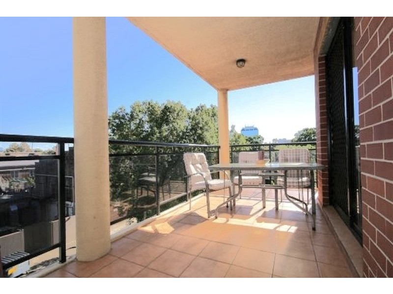Unit 12/3 West Terrace, Bankstown NSW 2200
