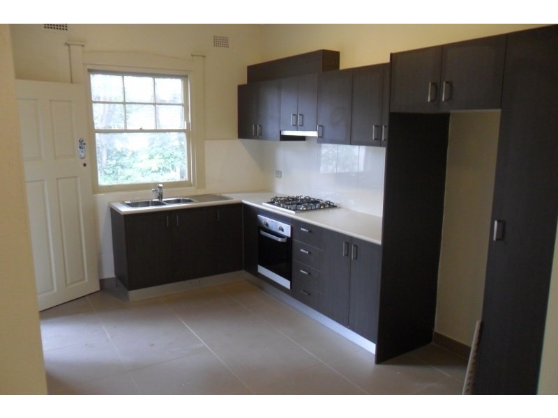 11 Burlington Road, Homebush NSW 2140