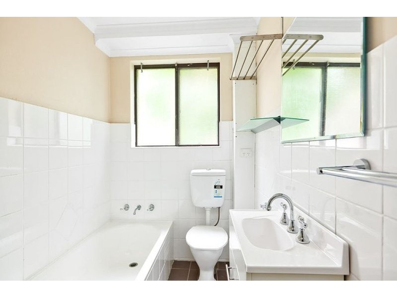 Unit 1/40 The Crescent, Homebush NSW 2140