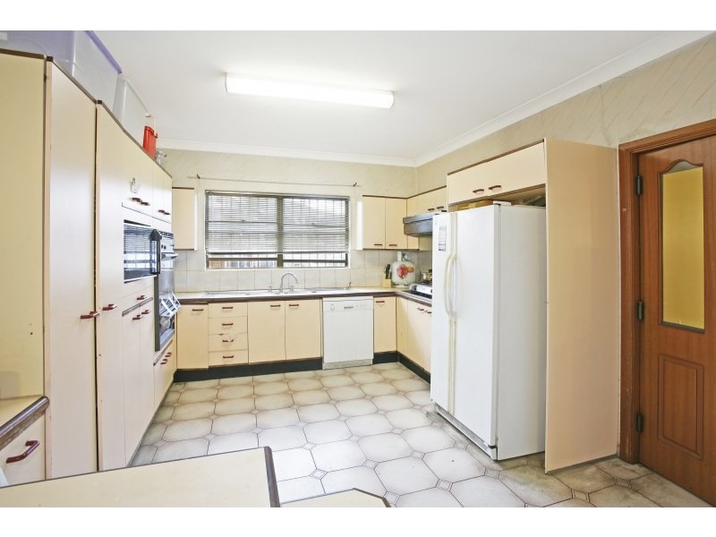 13 Gladstone Street, Burwood NSW 2134