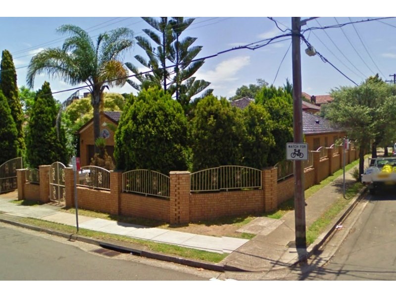 13 Gladstone Street, Burwood NSW 2134