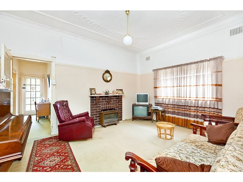 14 Holmwood Avenue, Strathfield South NSW 2136